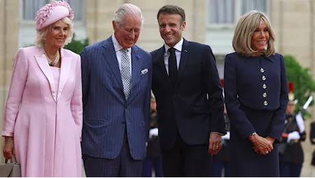 Cena di gala a Versailles: Macron cerca di impressionare Re Carlo III