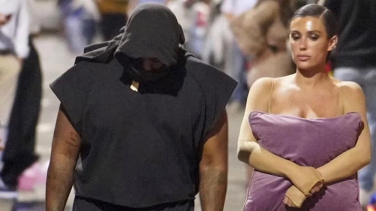 Kanye West e Bianca Censori, ennesimo scandalo a Milano