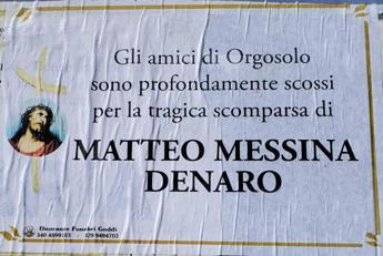 Matteo Messina Denaro, a Orgosolo manifesti funebri  il boss