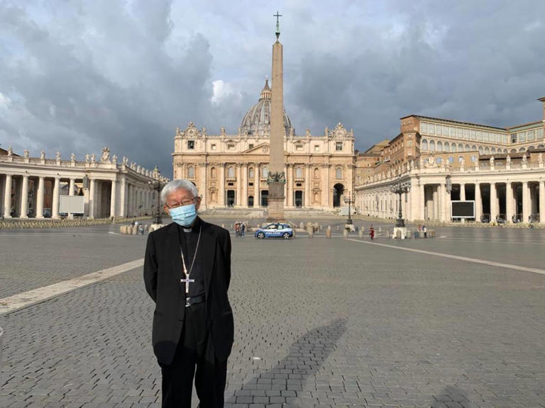 Il cardinale Zen stronca le benedizioni gay ed evoca le dimissioni di “Tucho” Fernández