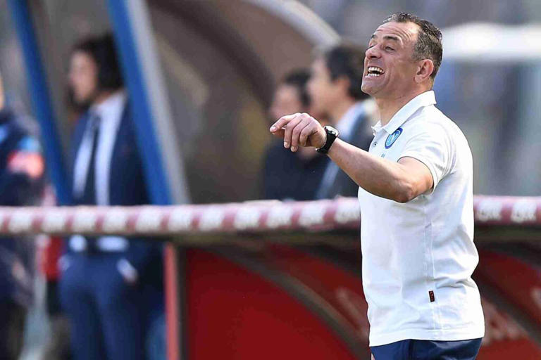 Calcio Napoli il sostituto a sorpresa di Mazzarri:  Francesco Calzona